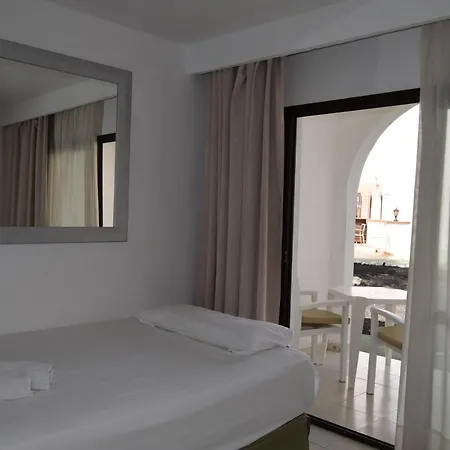 Hesperia Bristol Playa Apartment *