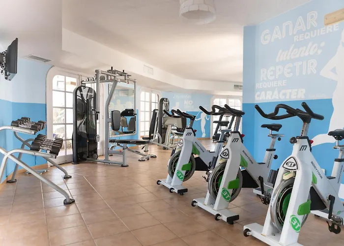 Hesperia Bristol Playa Апартаменты *