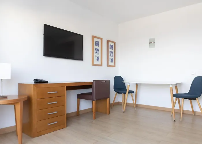 Апартаменты Hesperia Bristol Playa